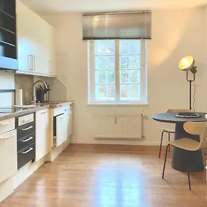 Edle Altbauwohnung Trifft Oberbayrisches Bergidyll Apartment